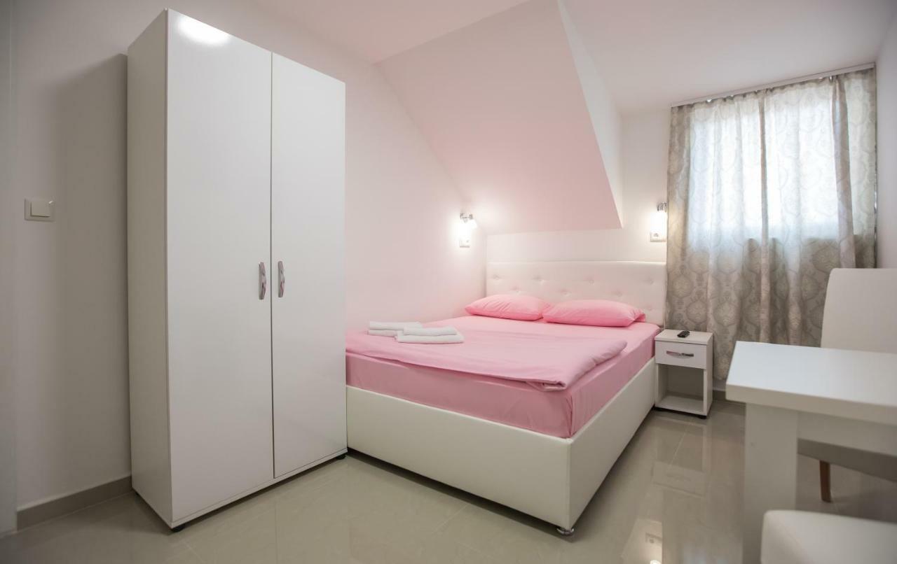 Pansion Kipovi Bed & Breakfast Tuzla Exterior foto