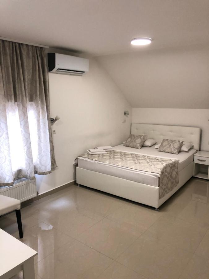 Pansion Kipovi Bed & Breakfast Tuzla Exterior foto
